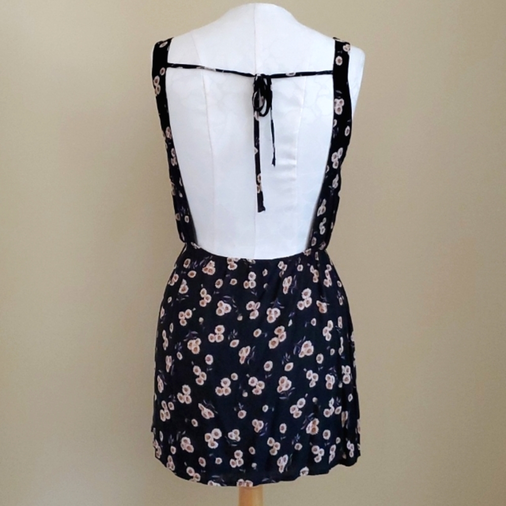 Brandy Melville Floral Mini Dress - Picture 4 of 5